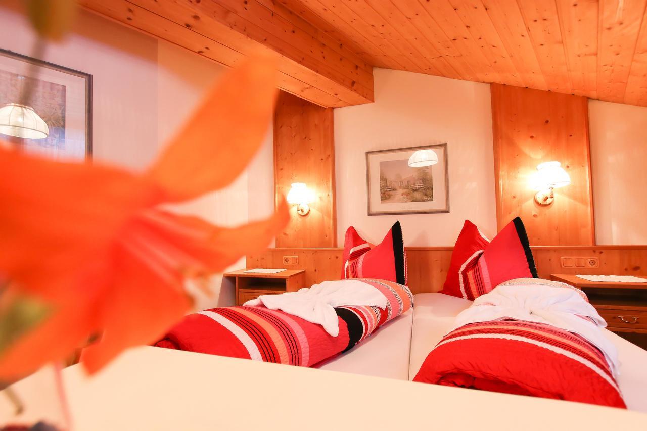Gasthof-Pension Frohnwies Вайсбах-бай-Лофер Экстерьер фото